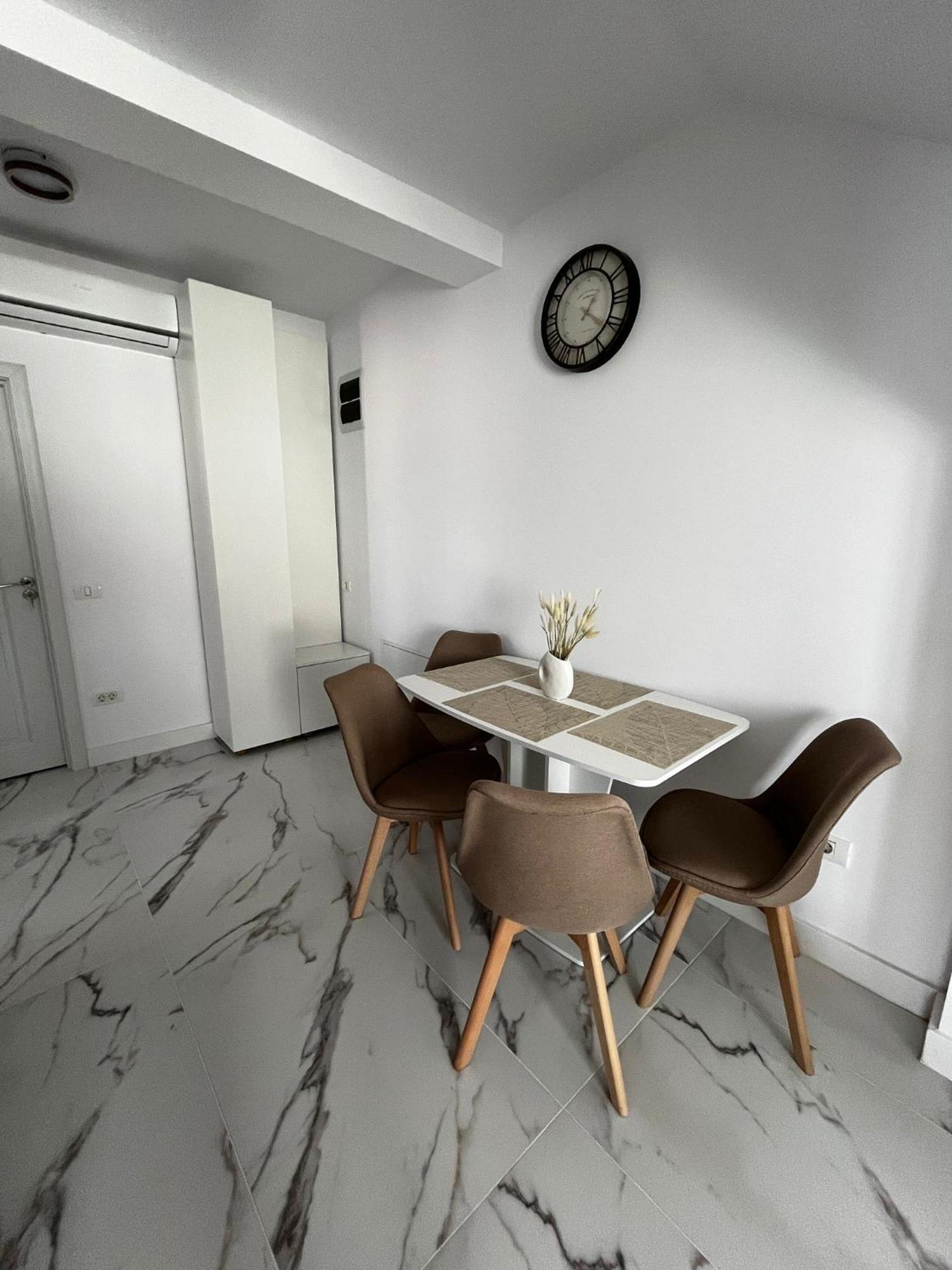 Gold Tag Apartament 티미쇼아라 외부 사진